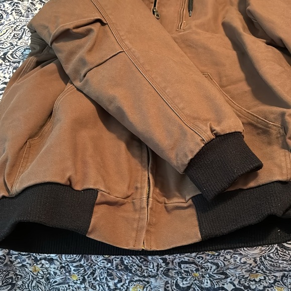 Men’s Heavy Weight Jacket - Picture 2 of 5